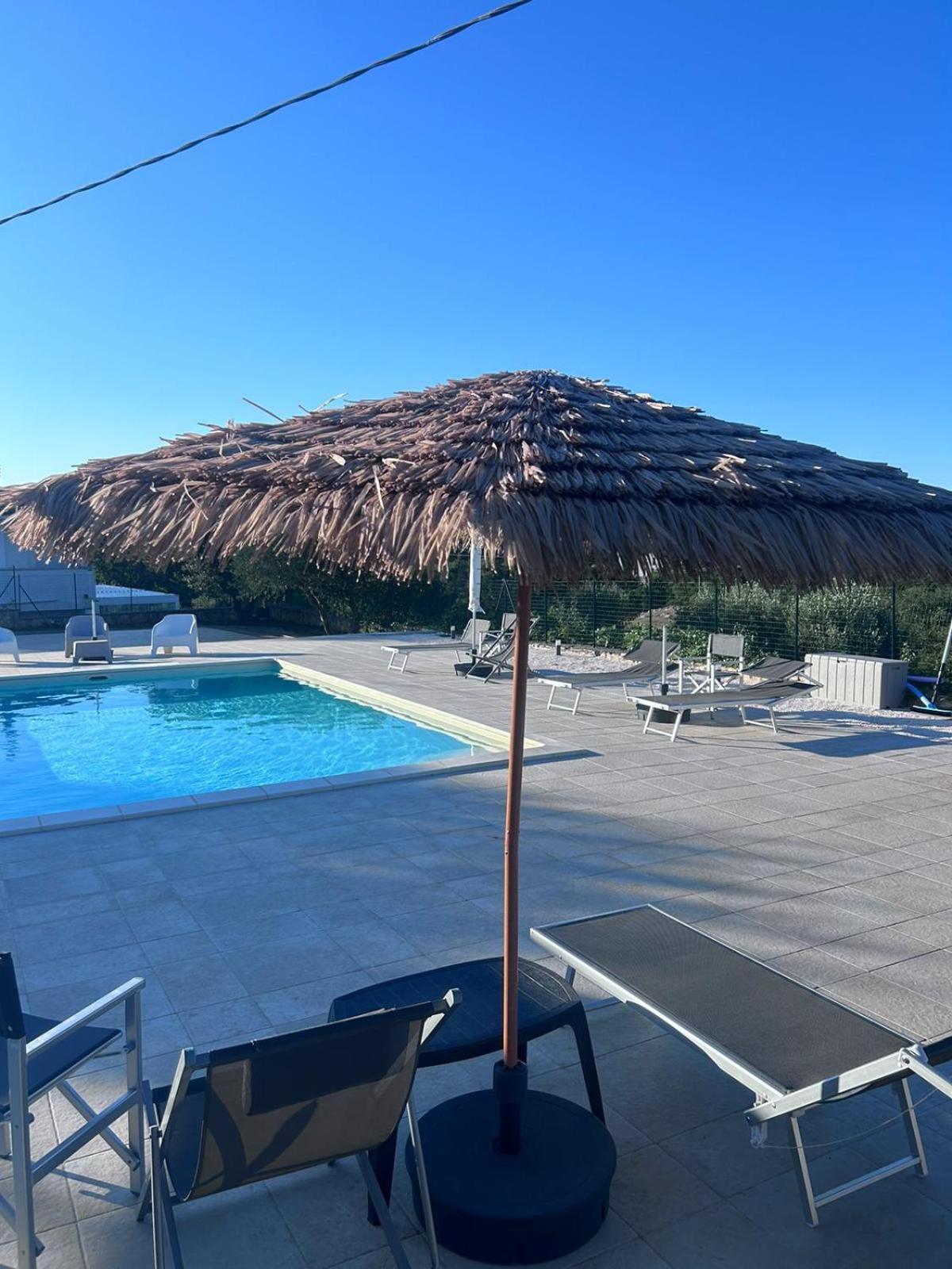I Trulli Di Eva Apartment Noci Bagian luar foto