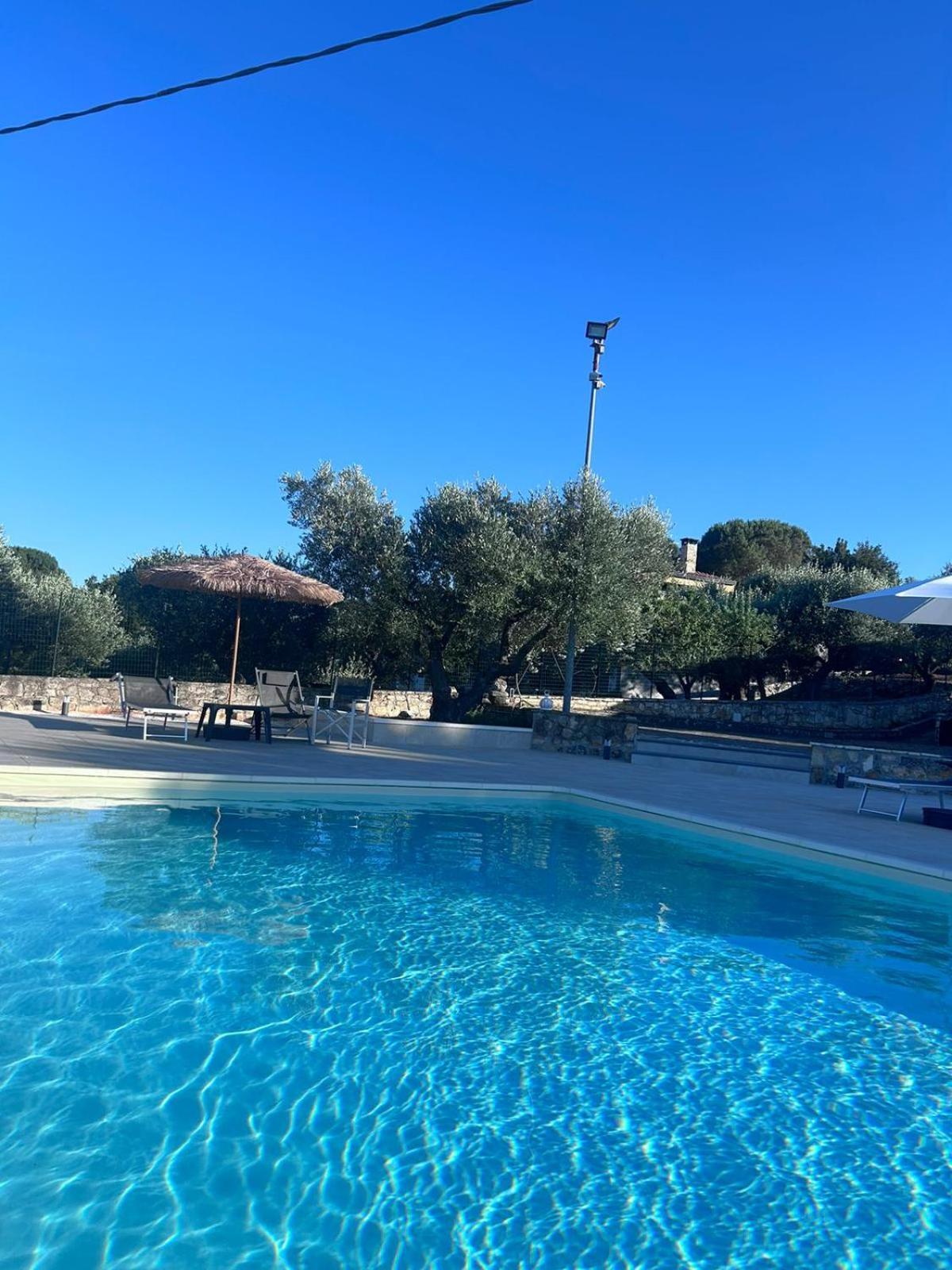 I Trulli Di Eva Apartment Noci Bagian luar foto